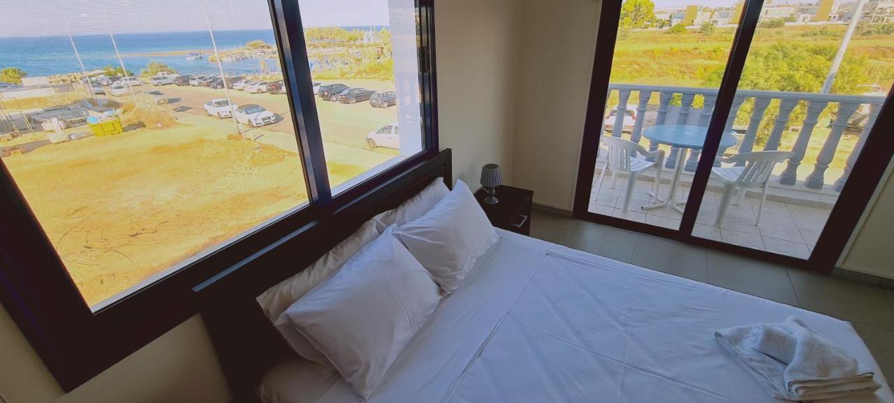 Stay Trinity Beach Apts Paralimni Exterior foto