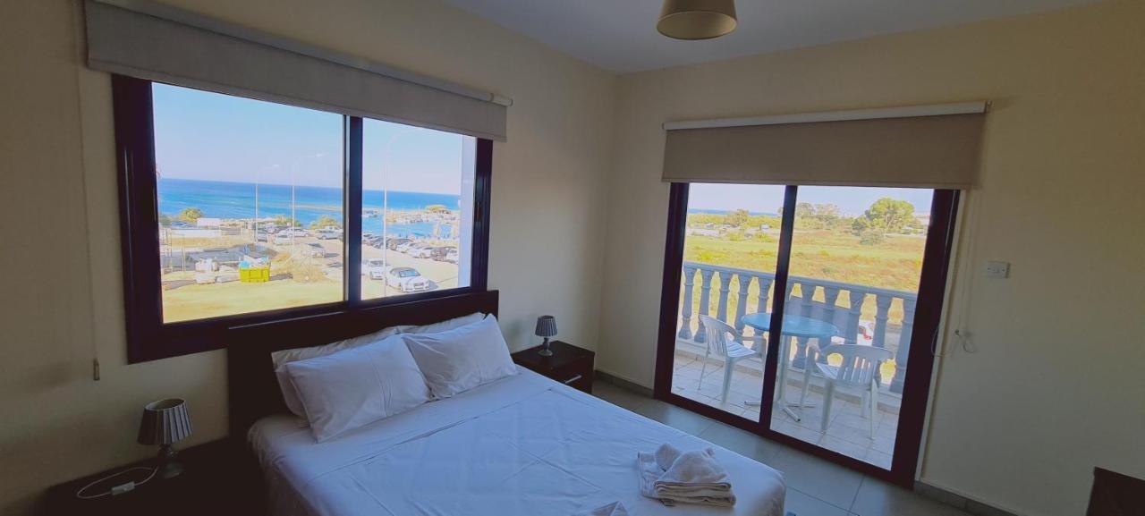 Stay Trinity Beach Apts Paralimni Exterior foto