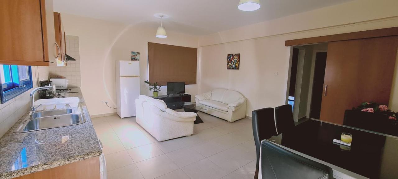 Stay Trinity Beach Apts Paralimni Exterior foto