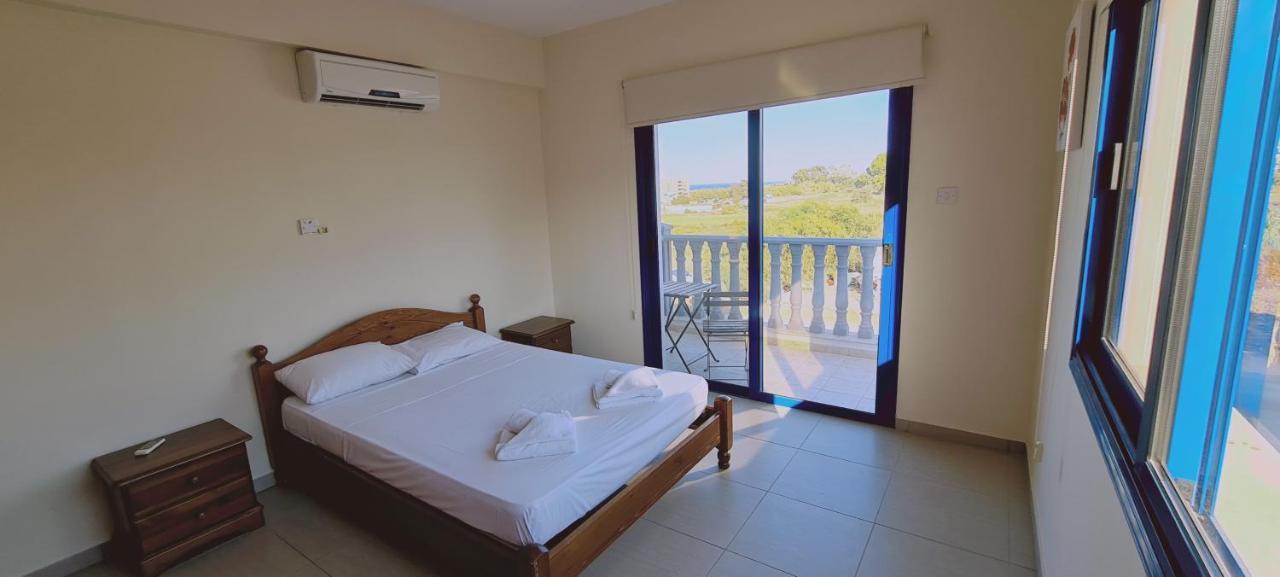 Stay Trinity Beach Apts Paralimni Exterior foto